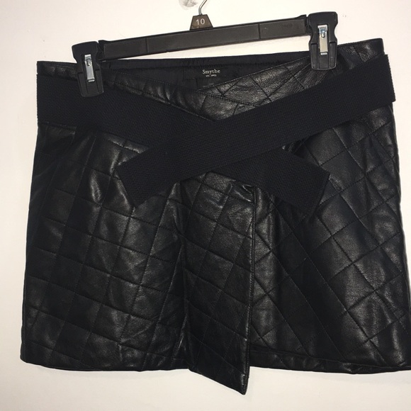 Smythe Dresses & Skirts - NWOT classy Smythe leather mini size 2
